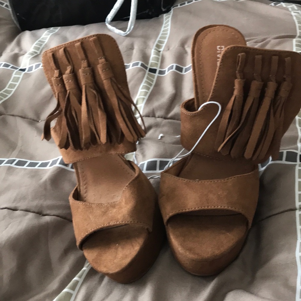 Brand new lady’s heels never worn